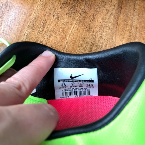 Nike Mercurial Indoor Soccer Poison Green - Picture 8 of 12
